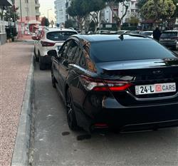 تۆیۆتا کامری